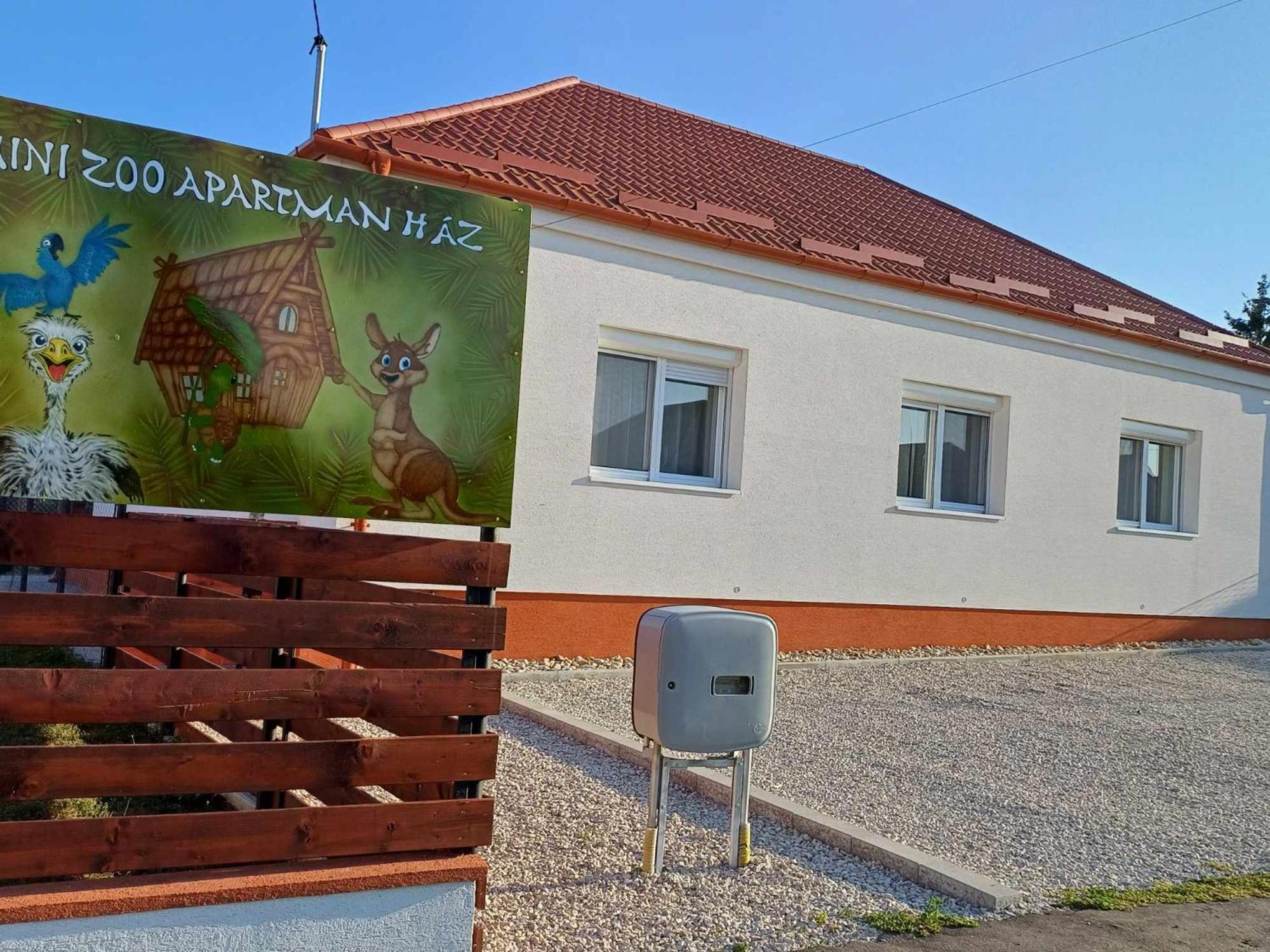 Mini Zoo Apartman Надьканижа Экстерьер фото